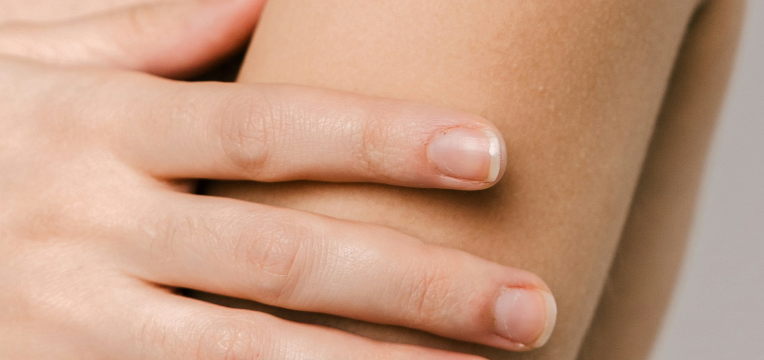 Supplements for Dry Skin: How to Hydrate From the Inside Out